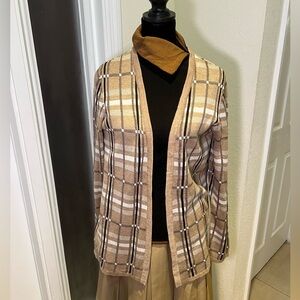NWT Croft & Barrow Beige and black Checkered Cardigan